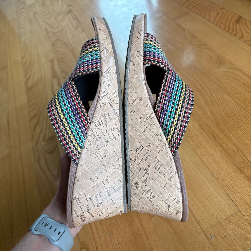 Skechers Beverlee Delighted Wedge Sandals Multi Rainbow Luxe Foam Womens Size 10